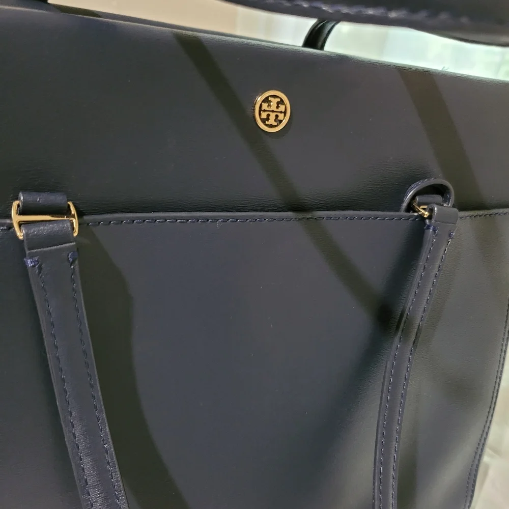 Hand bag - Picture 1 of 13